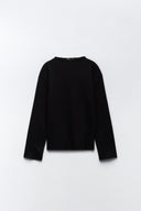 Sweater with a subtle front seam