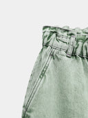 Elevated-rise, loose-fitting paperbag jeans with a high waist.