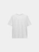 White basic essential t-shirt